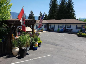 Creston Valley Motel